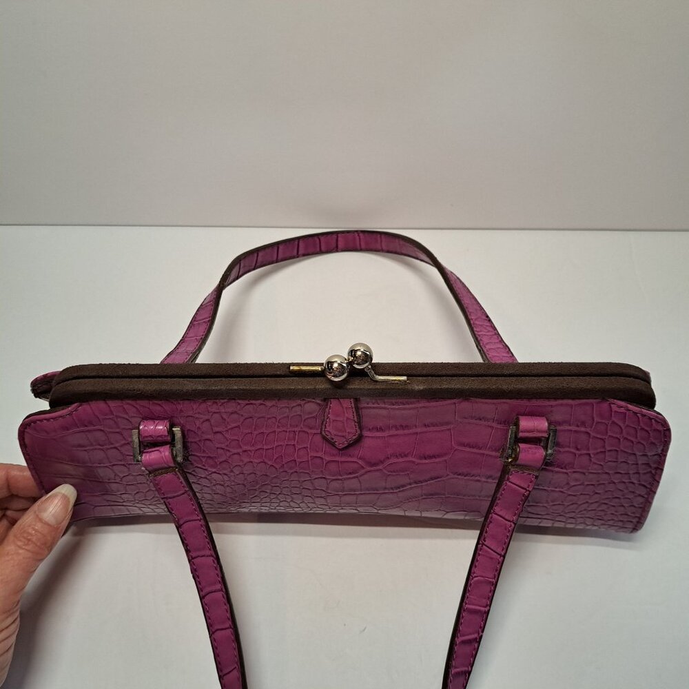 Chinese Laundry Clutch 2 Handle Hot Pink Faux Croc Green Lining Kiss Lock - Picture 10 of 12